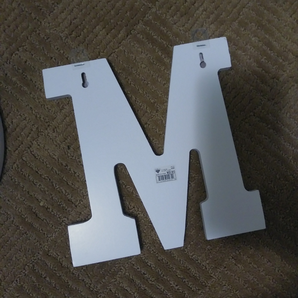 NEW R O M A N Letter Decor